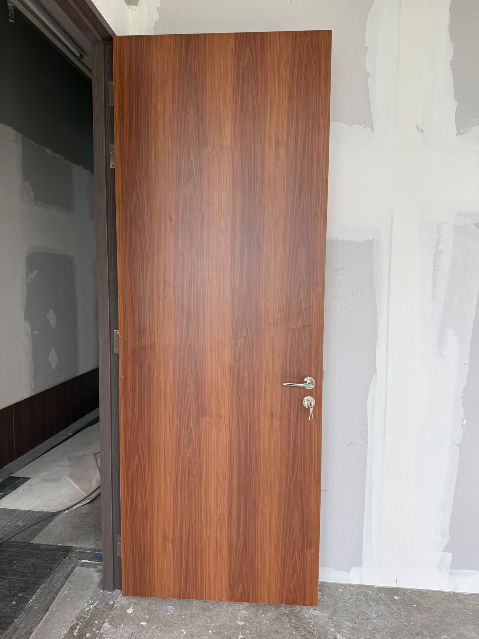 8463 door